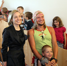 Max und Familienministerin Schröder